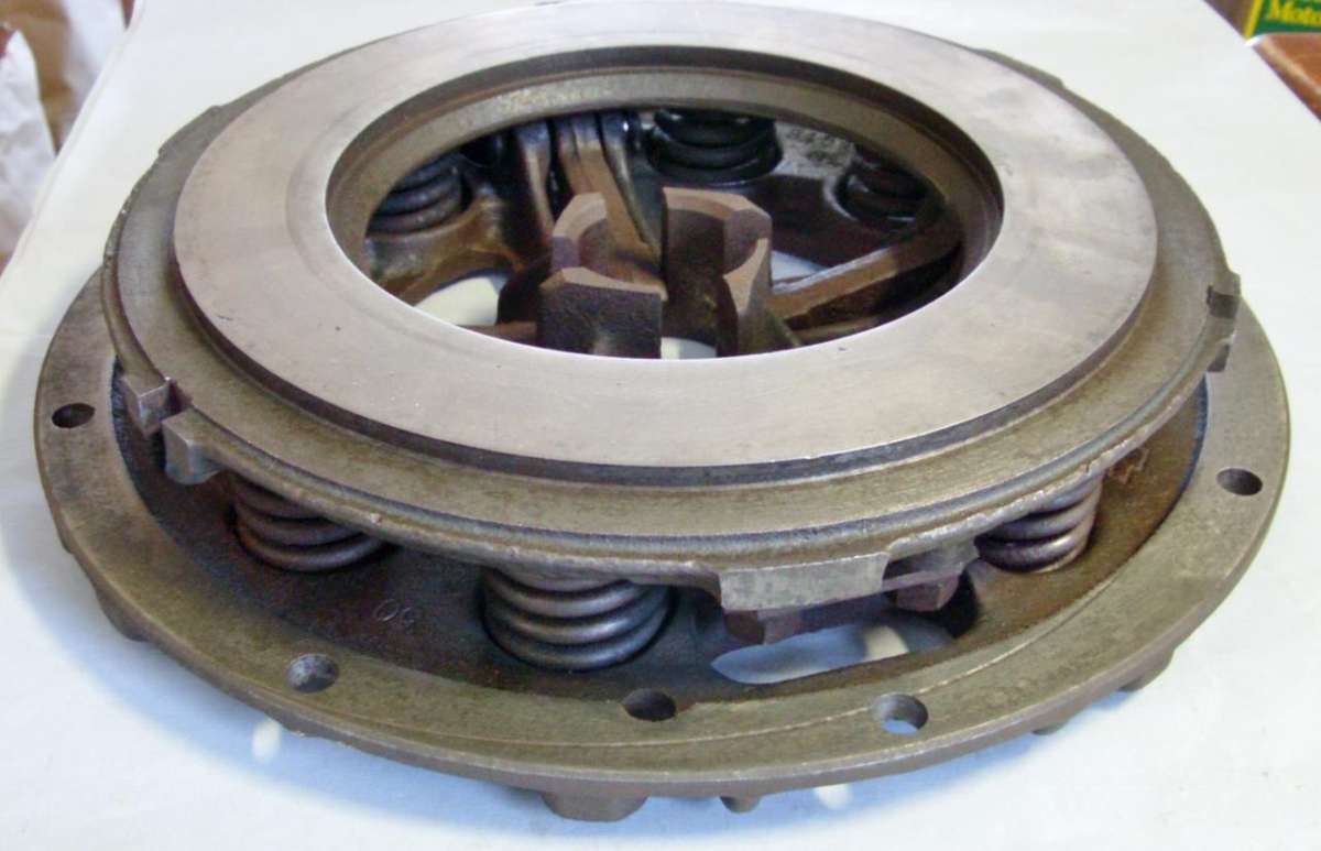 Attached picture 1925-28 Chevy pressure plate assembly disc side view #2 .jpg